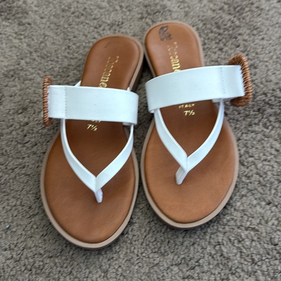 Toscanella Shoes - Leather white sandals 7.5